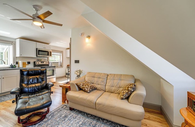 Charming Apt w/Shared Outdoor Space in Lisbon!