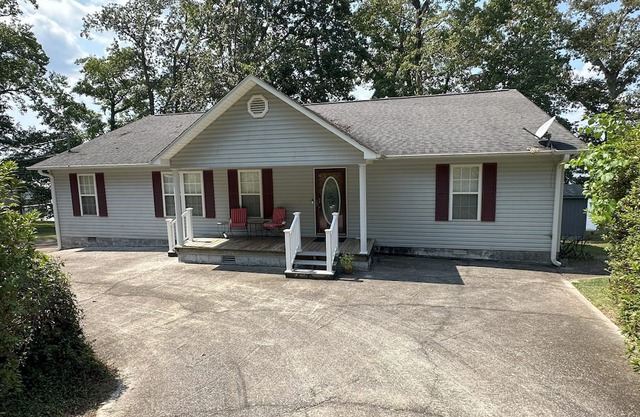 Waterfront Mid Lake Home with Dock ~ Pets Welcome! ~ Same Cove as Boat Ramp!