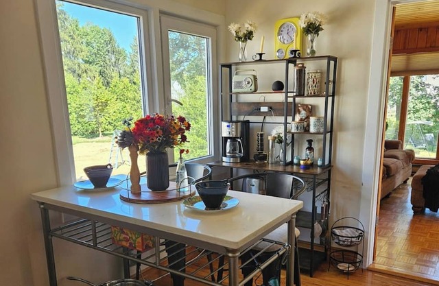 Charming 3-bedroom house in peaceful Fairfield with a spacious backyard