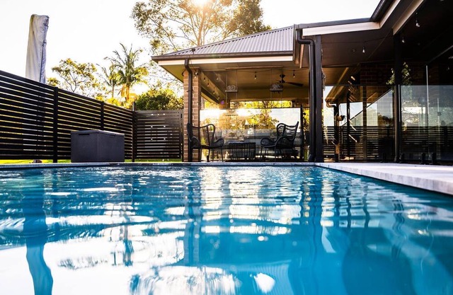 The Wildwood Luxury Escape with Pool, Hot Tub and Space for the Whole Group