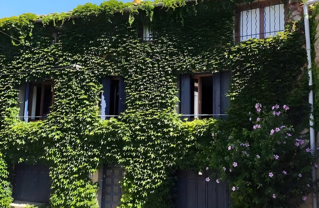 Country House 'Charmante Maison De Village'