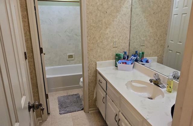 1BR/1BA on a 2 acre Wooded Lot - See the Deer!