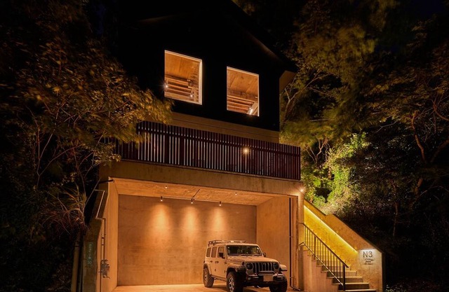 A secluded villa surrounded by forest on a hill in/Atami Shizuoka
