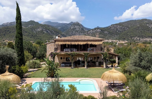 Villa with private pool and views of the Tramuntana Mountains