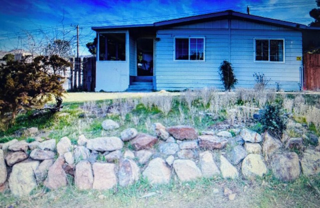 Terrific 4-bedroom 2,5 bath comfort near Lake Isabella & Kern River