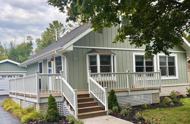 Fresh & Modern Cottage 3-Min Walk to Stunning Lake Huron Sandy Beach