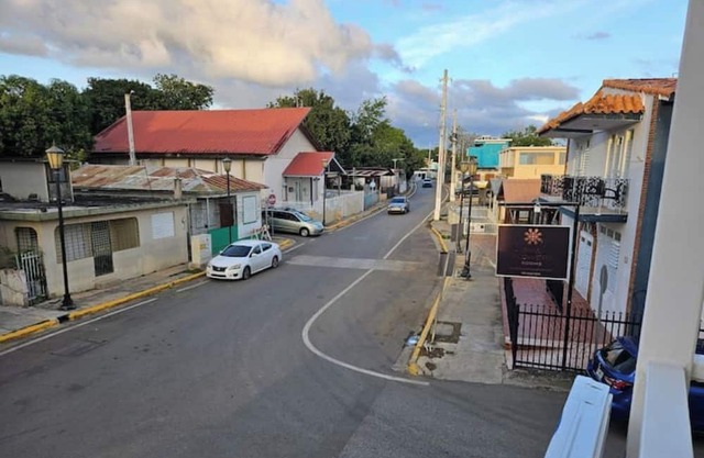 Charming 2-bedroom apartment in brilliant Cabo Rojo with AC