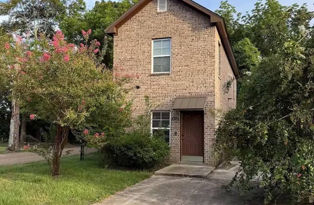 Quaint 3-bedroom house with AC in charming Baton Rouge