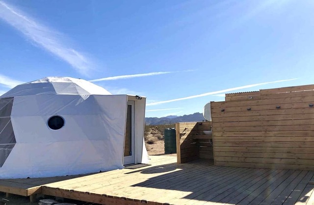 Spectacular Dome near Joshua Tree National Park, Surrounded by the Beauty of the Mojave Desert for an Incredible Glamping Experience in California