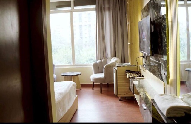 Room For Rent in f-10 Islamabad - HOTEL SMART STAY