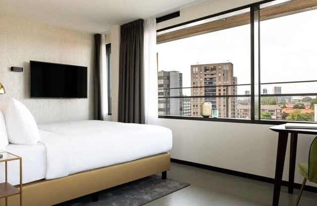 Boutique Hotel Stay Near Market Hall & Cube Houses in Rotterdam
