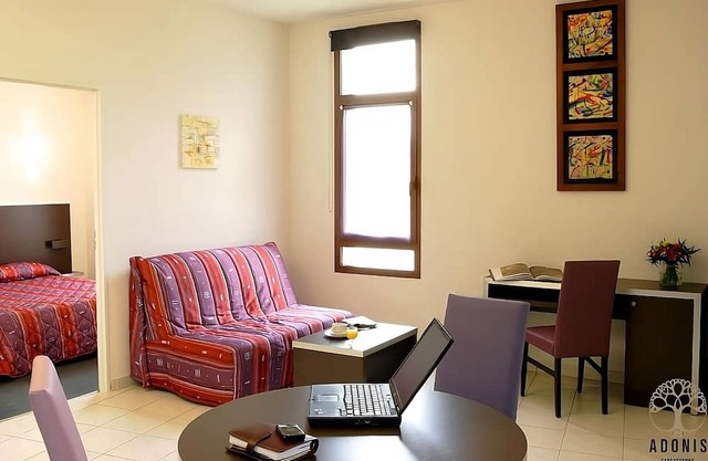 Perfect for Families! 2 Units Close to Jardin des Plantes & Maison des Mémoires!