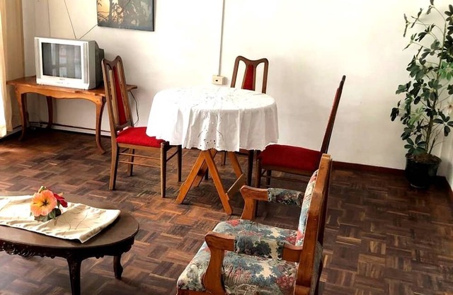 One-bedroom French style apartment in downtown Ambato
