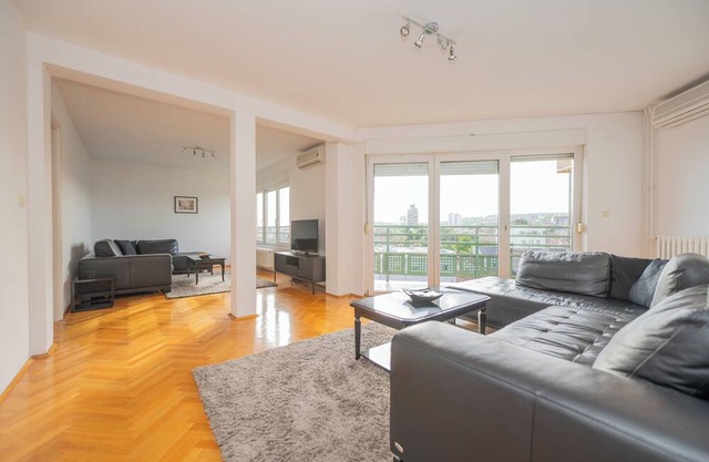 Elegant 4-Bedroom Penthouse with Panoramic Belgrade Views