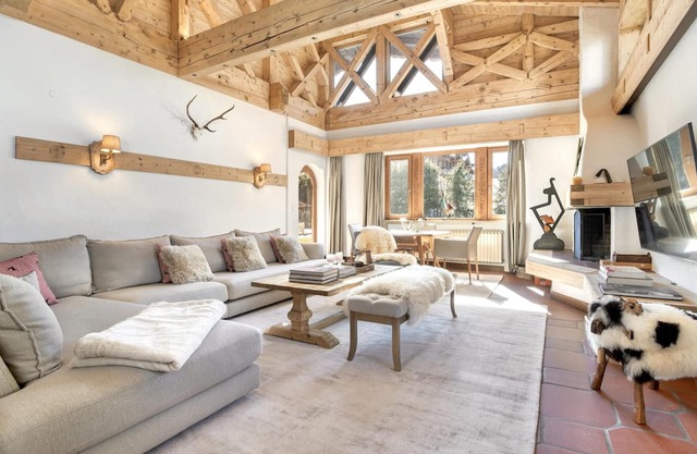 Luxury Chalet Kirchberg with Sauna & Pool
