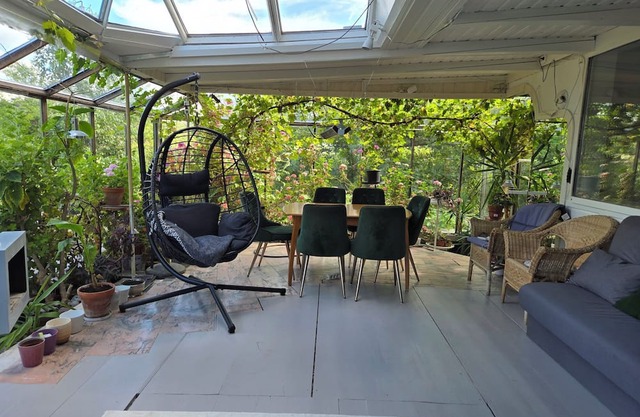 Stunning 6 room house in Stockholm with a botanical garden and lakeview