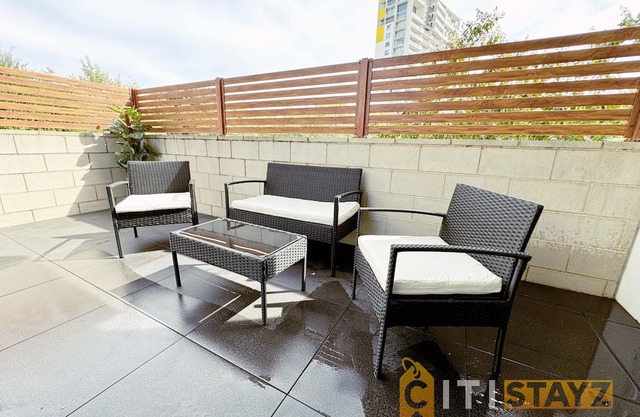Wonder in Woden - 2 bd 2bth Apt
