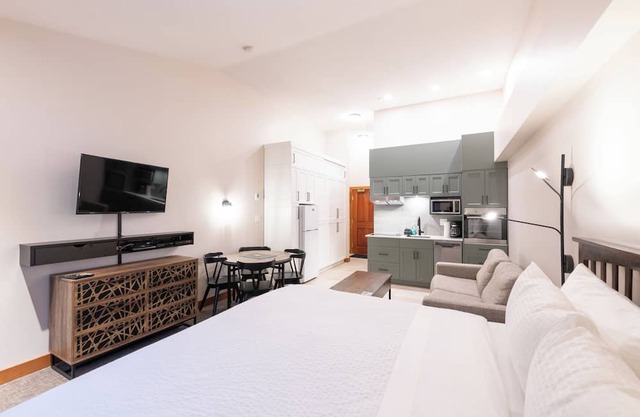 Hearthstone Lodge #406