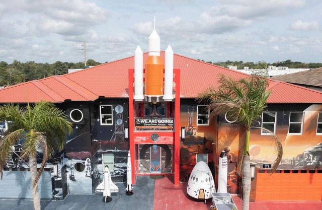 MISSION TO MARS EXTREME PRIVATE ATTRACTION VACATION HOME