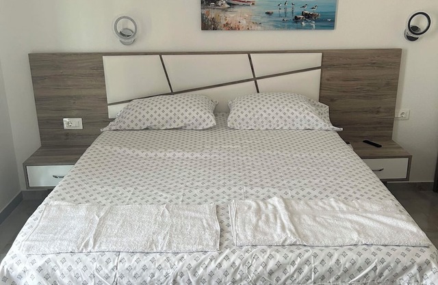 1-bedroom apartment with balcony - Apartments Subashi room 202