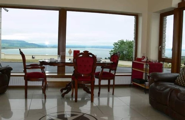 INISH DELUXE SUITE