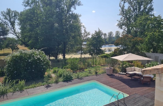 Oasis Girondine - IZON