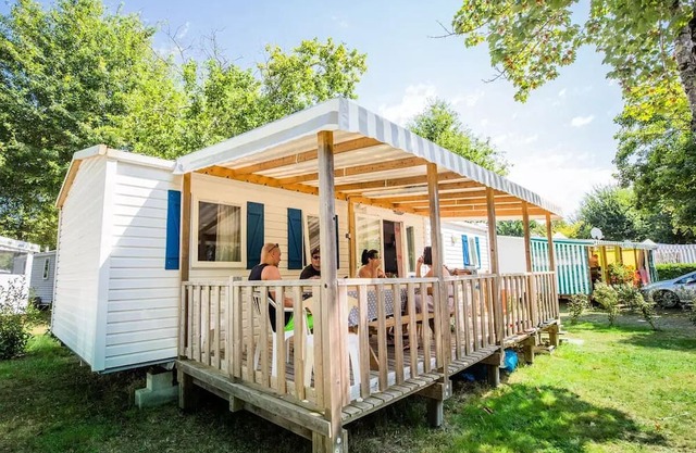 3-room mobile home for 4/6 people - TV