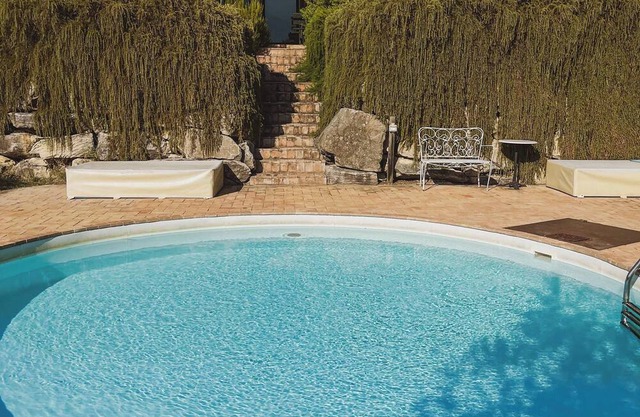 Pietra Pizzuta Country House "Morrone" in the heart of Abruzzo. 1 pool