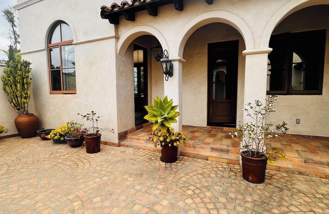 Luxurious 1 bedroom Guest House in Palos Verdes Estates
