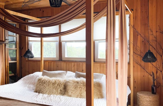 Horse Farm Haven in the Catskills – Rustic Charm Meets Serene Countryside