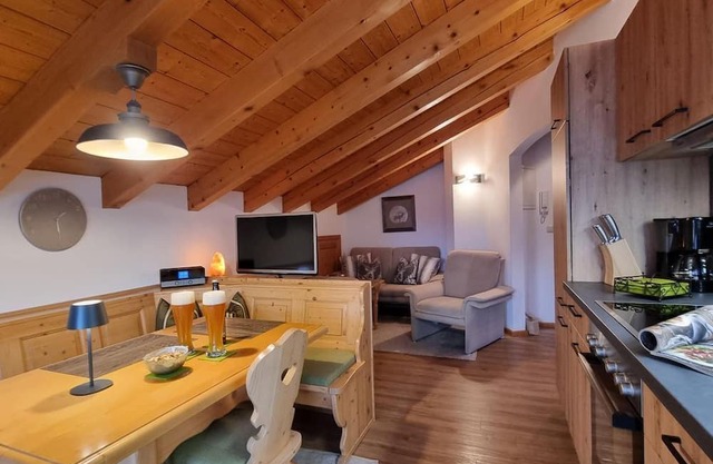 Schöttelkarspitz apartment "Nr.5"/1 bedroom/shower, WC - Alpenparadies, guest house