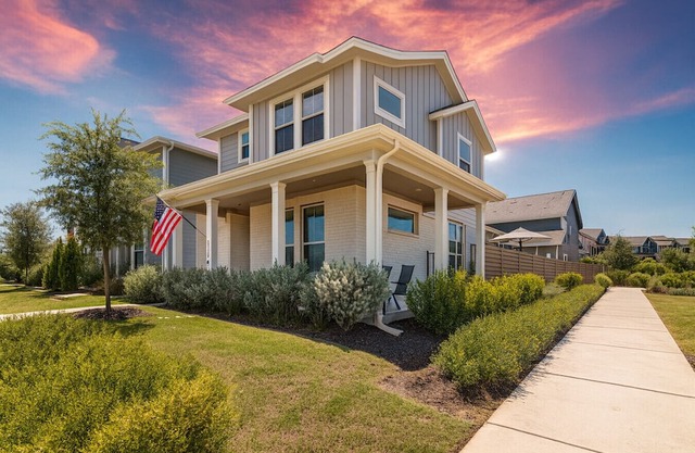 Luxury 2-Story Condo Hot Tub Gym Pool Airport