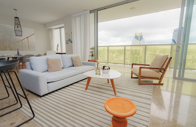 Exclusive and luxury 1BR with balcony in Yoo Panama
