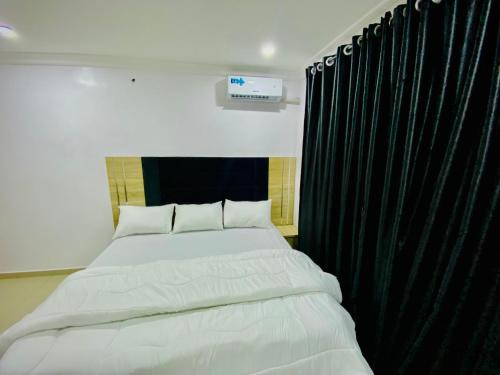 Mayflower Suites - Lekki