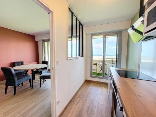 Appartement face mer, avec accès direct à la plage