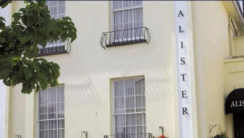 Alister Guest House