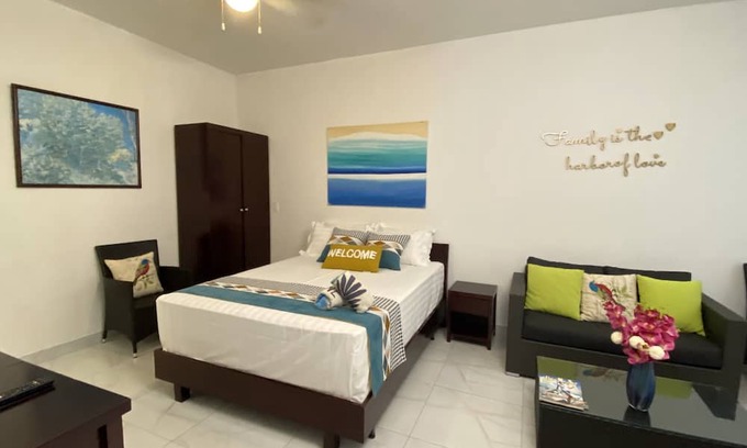 Venetian Road Settlement Apartment | Cozy Studio in Venetian Site