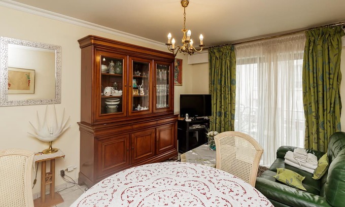 Charenton-le-Pont Apartment | Spacious T3 with view in the heart of the city!