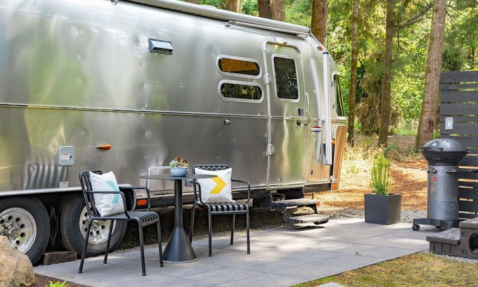 Hillsboro House | 5 Star Airstream | Available for Delivery