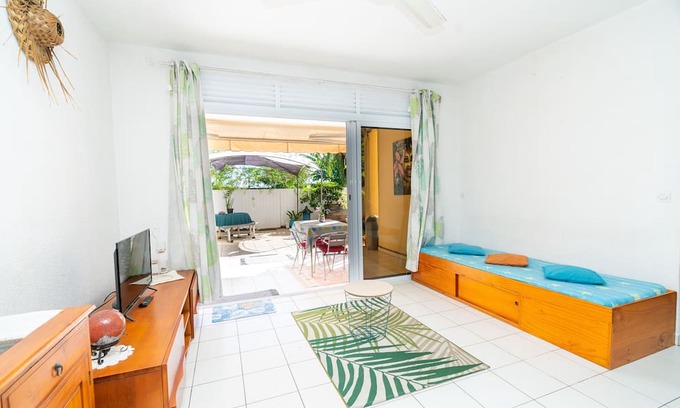 Punaauia Apartment | Rainui Cosy Apartment wPool in Punaauia