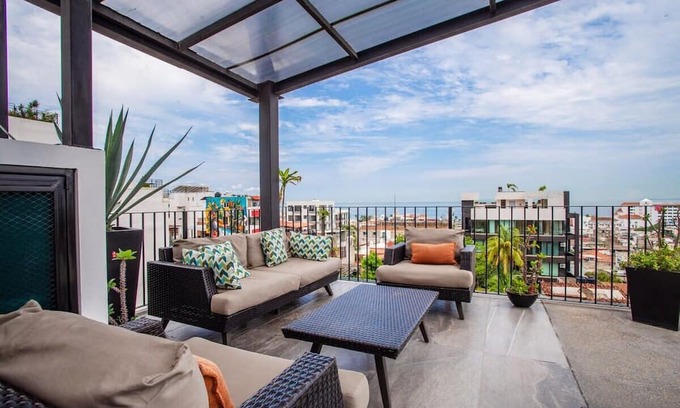 Colonia 5 de Diciembre Condo | Beautiful Casa Layla