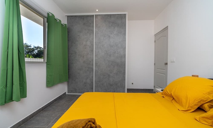 Mahina House | Fare Tahara'a 2BR in Arue