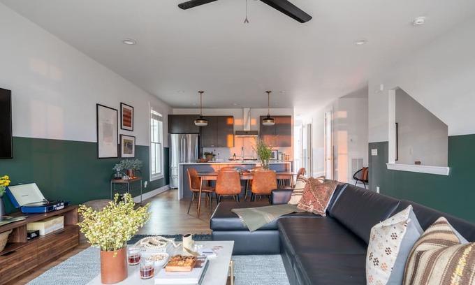 Buena Vista House | Tammy by AvantStay | Chic 4BR Condo in Heart of Nashville