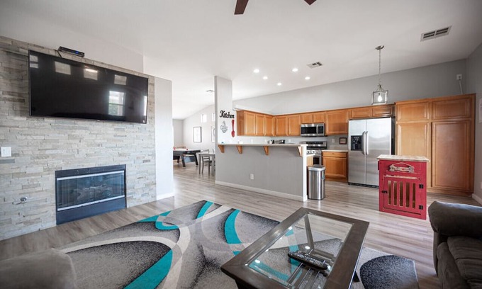North Las Vegas House | Gorgeous Las Vegas home with RV parking