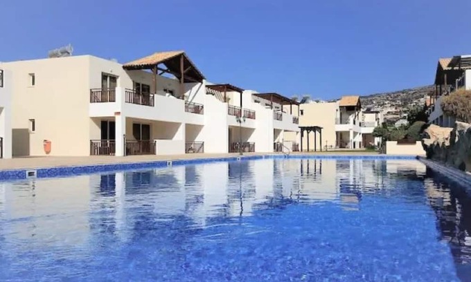 Peyia Town Apartment | Studio Apartment with aircon, WI-FI and large pool