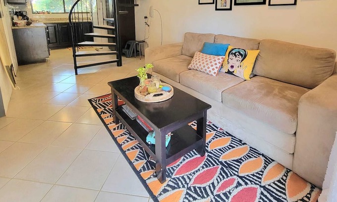 Coco Apartment | 2 bedroom and 2 baths condo close to the beach.