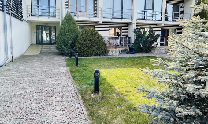 Jurmala Apartment | Melluzi Apartment 15 min from beach