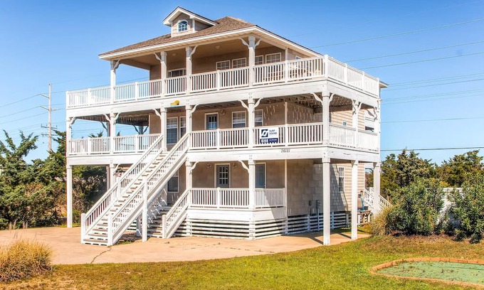 Wind Over Waves House | SOUNDS GOOD 2 ME to book this SOUNDSIDE Salvo home