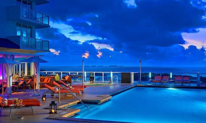 Coconut Grove Apartment | Stunning Front Bay Views, Real Luxe Apartment. FREE: Pool, Park. Hotel Arya