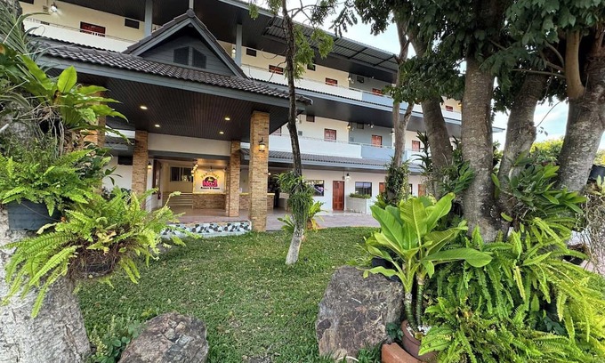 Nong Prue Hotel | Paradise Resorts & Sauna